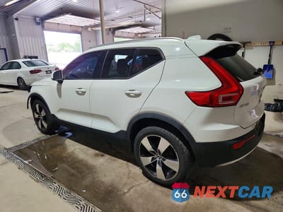Drugie zdjęcie samochodu z przodu: 2019 VOLVO XC40 T5 MOMENTUM VIN:YV4162UK2K2127783 - miniatura