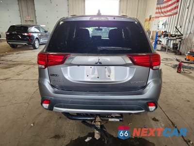 Zdjęcie 6 z 14 samochodu: 2017 MITSUBISHI OUTLANDER ES VIN:JA4AZ2A3XHZ030624 - miniatura