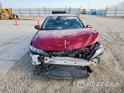 Piąte zdjęcie samochodu w środku: 2020 TOYOTA CAMRY LE VIN:4T1C31AK6LU531156 - miniatura