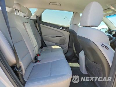 Zdjęcie 11 z 14 samochodu: 2019 HYUNDAI TUCSON VALUE VIN:KM8J3CA41KU868885 - miniatura