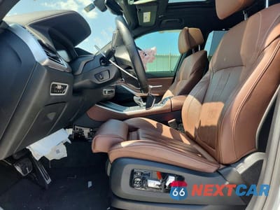 Zdjęcie 7 z 14 samochodu: 2022 BMW X5 XDRIVE40I VIN:5UXCR6C08N9J88883 - miniatura
