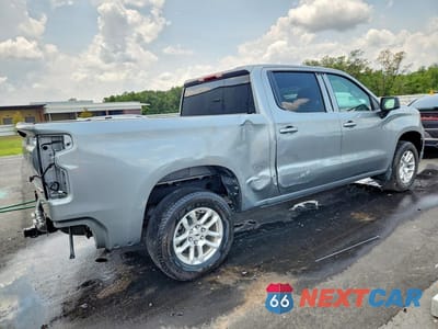 Trzecie zdjęcie samochodu z tyłu: 2026 CHEVROLET SILVERADO C1500 RST VIN:1GCPADEDXTZ165066 - miniatura