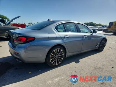 Trzecie zdjęcie samochodu z tyłu: 2022 BMW 540 I VIN:WBA53BJ0XNWX49493 - miniatura