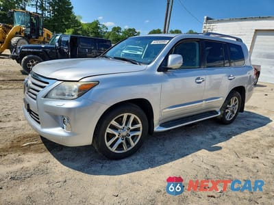 2014 LEXUS LX 570 JTJHY7AX0E4134150 - główne zdjęcie licytacji z USA - miniatura