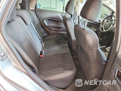 Zdjęcie 10 z 13 samochodu: 2016 FORD FIESTA SE VIN:3FADP4EJ8GM184994 - miniatura