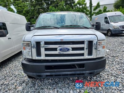 Piąte zdjęcie samochodu w środku: 2017 FORD ECONOLINE E350 SUPER DUTY CUTAWAY VAN VIN:1FDWE3F68HDC39045 - miniatura