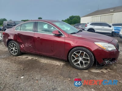 Czwarte zdjęcie samochodu z boku: 2017 BUICK REGAL SPORT TOURING VIN:2G4GL5EX1H9183138 - miniatura