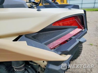 Zdjęcie 9 z 10 samochodu: 2021 CAN-AM MAVERICK X3 UTILITY VEHICLE VIN:3JBVNAV4XMK003157 - miniatura
