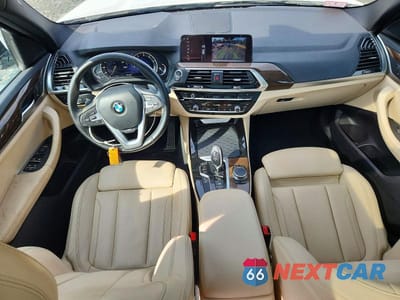 Zdjęcie 8 z 13 samochodu: 2018 BMW X3 XDRIVE30I VIN:5UXTR9C5XJLC79831 - miniatura