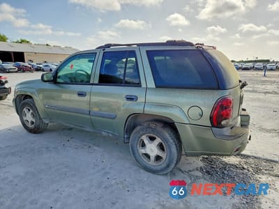 Drugie zdjęcie samochodu z przodu: 2004 CHEVROLET TRAILBLAZER LS VIN:1GNDS13S142396083 - miniatura