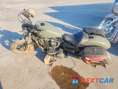 Trzecie zdjęcie samochodu z tyłu: 2021 HARLEY-DAVIDSON XL883 N VIN:1HD4LE212MB403630 - miniatura
