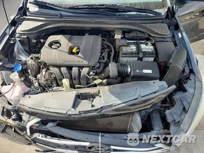 Zdjęcie 11 z 12 samochodu: 2017 HYUNDAI ELANTRA SE VIN:KMHD84LF6HU061502 - miniatura