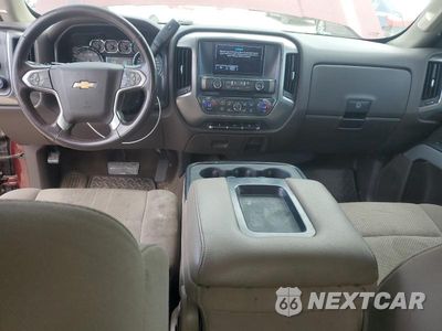 Zdjęcie 8 z 12 samochodu: 2017 CHEVROLET SILVERADO K1500 LT VIN:3GCUKREC7HG244447 - miniatura