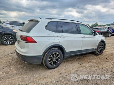 Trzecie zdjęcie samochodu z tyłu: 2021 VOLKSWAGEN TIGUAN S VIN:3VV1B7AX5MM043689 - miniatura