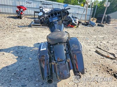 Czwarte zdjęcie samochodu z boku: 2018 HARLEY-DAVIDSON FLHXS STREET GLIDE SPECIAL VIN:1HD1KRC10JB620326 - miniatura