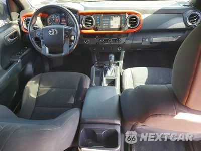 Zdjęcie 8 z 12 samochodu: 2016 TOYOTA TACOMA TRD SPORT VIN:3TMAZ5CN1GM025947 - miniatura
