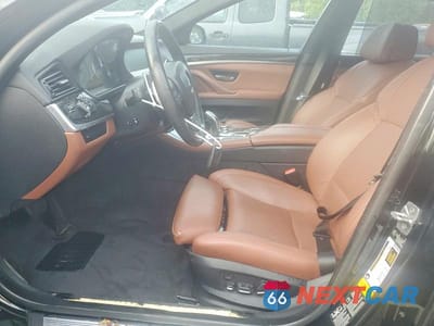 Zdjęcie 7 z 13 samochodu: 2012 BMW 550 XI VIN:WBAFU9C57CDY69974 - miniatura