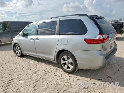 Drugie zdjęcie samochodu z przodu: 2016 TOYOTA SIENNA XLE 8-PASSENGER VIN:5TDYK3DC9GS737921 - miniatura