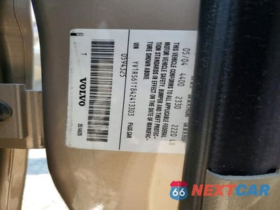 Zdjęcie 12 z 12 samochodu: 2004 VOLVO S60 VIN:YV1RS61T842413303 - miniatura