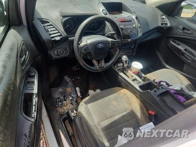 Zdjęcie 8 z 13 samochodu: 2017 FORD ESCAPE S VIN:1FMCU0F79HUA69288 - miniatura