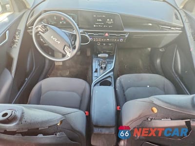 Zdjęcie 8 z 14 samochodu: 2026 KIA NIRO LX VIN:KNDCP3LE2T5324589 - miniatura