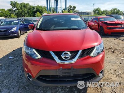 Piąte zdjęcie samochodu w środku: 2017 NISSAN ROGUE SPORT SV VIN:JN1BJ1CR9HW110496 - miniatura