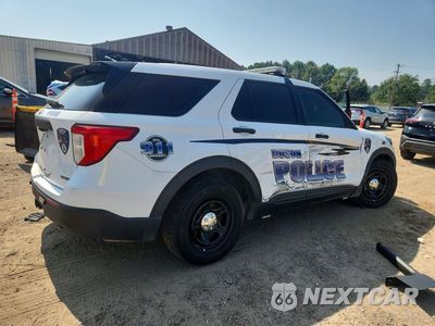 Trzecie zdjęcie samochodu z tyłu: 2023 FORD EXPLORER POLICE INTERCEPTOR VIN:1FM5K8AB5PGB58779 - miniatura