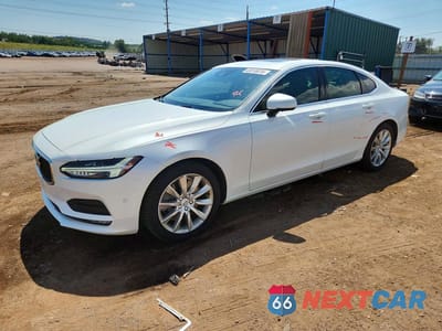 2017 VOLVO S90 T6 MOMENTUM YV1A22MK0H1011702 - główne zdjęcie licytacji z USA - miniatura