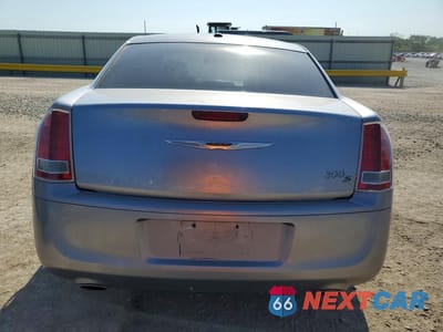 Zdjęcie 6 z 12 samochodu: 2014 CHRYSLER 300 S VIN:2C3CCABGXEH120187 - miniatura
