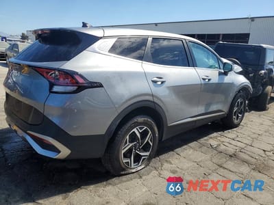 Trzecie zdjęcie samochodu z tyłu: 2023 KIA SPORTAGE LX VIN:KNDPU3AF7P7142662 - miniatura