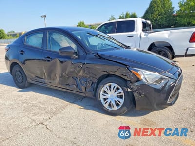 Czwarte zdjęcie samochodu z boku: 2020 TOYOTA YARIS L VIN:3MYDLBYV4LY716965 - miniatura