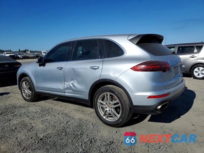 Drugie zdjęcie samochodu z przodu: 2016 PORSCHE CAYENNE VIN:WP1AA2A25GLA04887 - miniatura