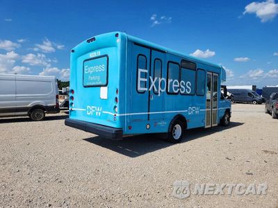 Czwarte zdjęcie samochodu z boku: 2018 FORD SHUTTLE BUS VIN:1FDXE4FS3JDC28113 - miniatura
