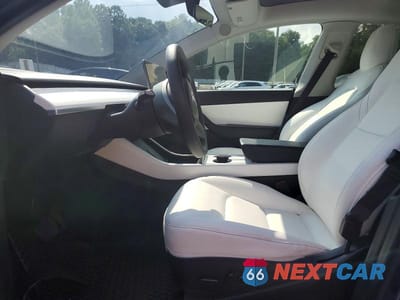 Zdjęcie 7 z 13 samochodu: 2021 TESLA MODEL Y VIN:5YJYGDEE1MF083049 - miniatura