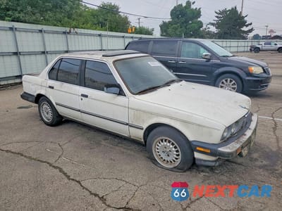 Czwarte zdjęcie samochodu z boku: 1986 BMW 325 E AUTOMATIC VIN:WBAAE6409G0704997 - miniatura
