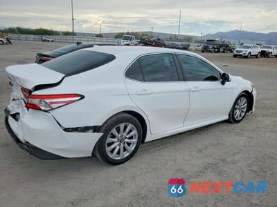 Trzecie zdjęcie samochodu z tyłu: 2019 TOYOTA CAMRY LE VIN:4T1B11HK5KU769571 - miniatura