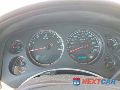 Zdjęcie 9 z 13 samochodu: 2011 GMC YUKON DENALI VIN:1GKS2EEF4BR109254 - miniatura