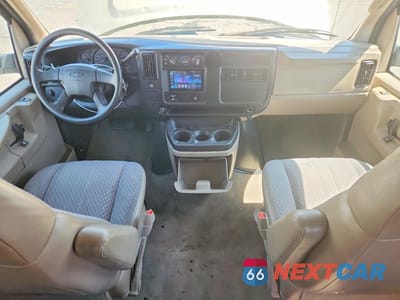 Zdjęcie 8 z 13 samochodu: 2006 CHEVROLET EXPRESS G3500 VIN:1GAHG35U661213090 - miniatura