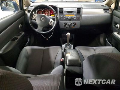 Zdjęcie 8 z 12 samochodu: 2008 NISSAN VERSA S/SL VIN:3N1BC13E28L425377 - miniatura