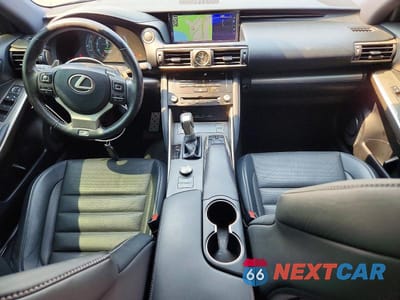 Zdjęcie 8 z 13 samochodu: 2017 LEXUS IS 300 VIN:JTHCM1D2XH5015671 - miniatura