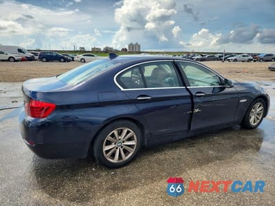 Trzecie zdjęcie samochodu z tyłu: 2016 BMW 528 I VIN:WBA5A5C54GD529099 - miniatura