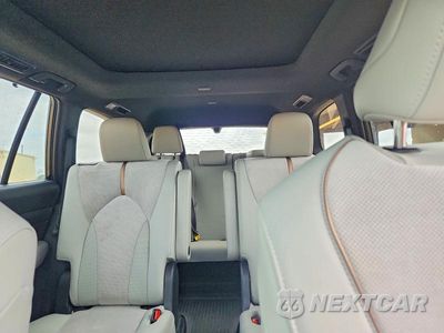 Zdjęcie 10 z 14 samochodu: 2025 TOYOTA GRAND HIGHLANDER HYBRID MAX PLATINUM VIN:5TDADAB57SS014842 - miniatura
