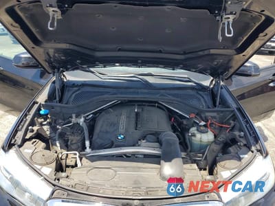 Zdjęcie 11 z 12 samochodu: 2018 BMW X5 SDRIVE35I VIN:5UXKR2C57J0Z20015 - miniatura