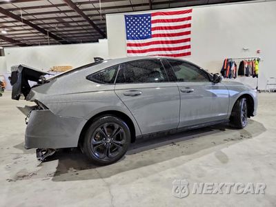 Trzecie zdjęcie samochodu z tyłu: 2025 HONDA ACCORD SE VIN:1HGCY1F49SA045328 - miniatura