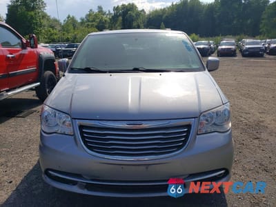 Piąte zdjęcie samochodu w środku: 2016 CHRYSLER TOWN & COUNTRY TOURING VIN:2C4RC1BG3GR247706 - miniatura