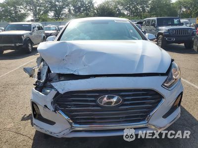 Piąte zdjęcie samochodu w środku: 2018 HYUNDAI SONATA SE VIN:5NPE24AF5JH725642 - miniatura