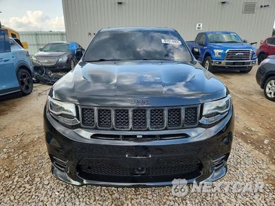 Piąte zdjęcie samochodu w środku: 2018 JEEP GRAND CHEROKEE SRT-8 VIN:1C4RJFDJ5JC380933 - miniatura