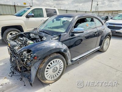 2013 VOLKSWAGEN BEETLE 3VWJP7AT7DM688497 - główne zdjęcie licytacji z USA - miniatura