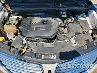 Zdjęcie 11 z 12 samochodu: 2017 LINCOLN MKC RESERVE VIN:5LMCJ3D93HUL49302 - miniatura