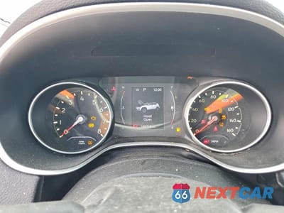 Zdjęcie 9 z 13 samochodu: 2021 JEEP COMPASS LATITUDE VIN:3C4NJDBB7MT543511 - miniatura